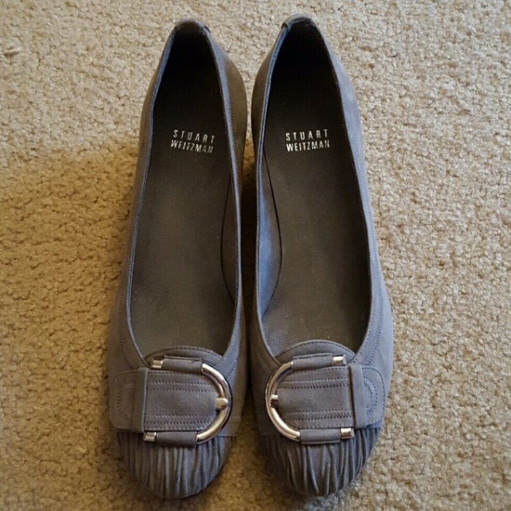 Brand NEW Stuart Weitzman Grey Suede Wedges with Buckle Accent
